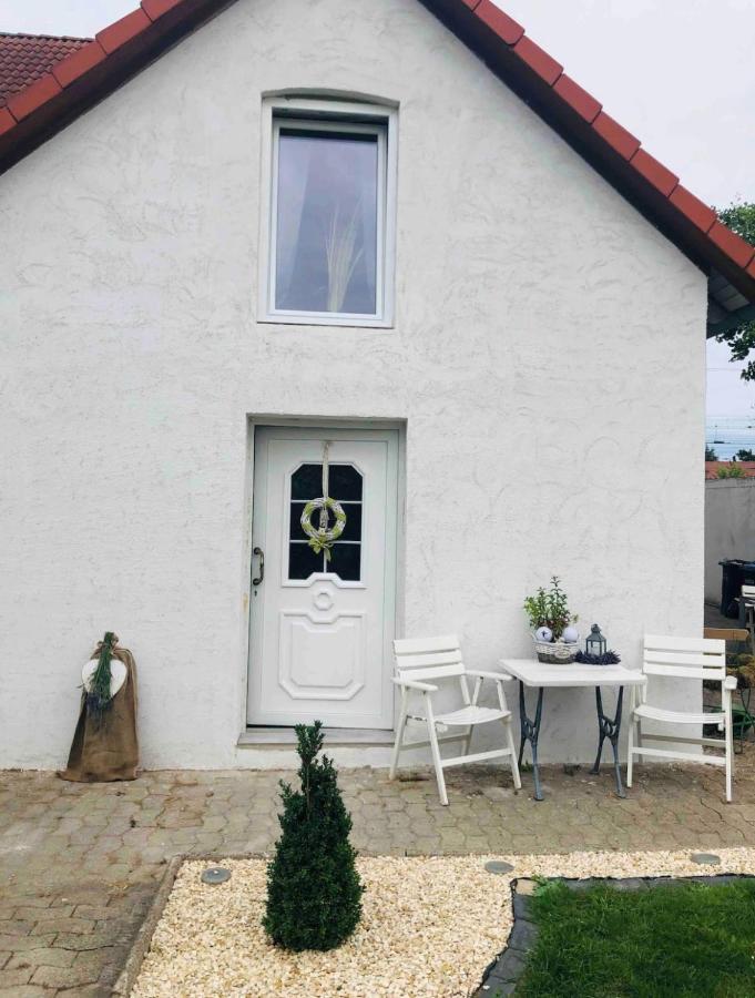 Kleine Gemuetliche Einliegerwohnung Mit Garten Und Pool Nordstemmen Ngoại thất bức ảnh