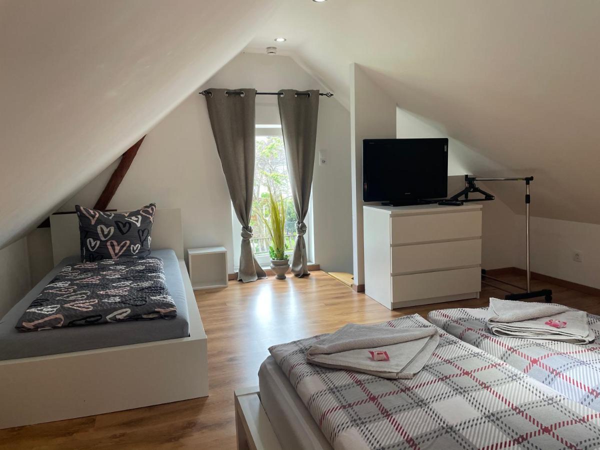 Kleine Gemuetliche Einliegerwohnung Mit Garten Und Pool Nordstemmen Ngoại thất bức ảnh